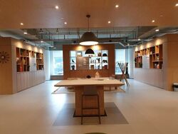 Gordon Industrial Building (D14), Office #451009461